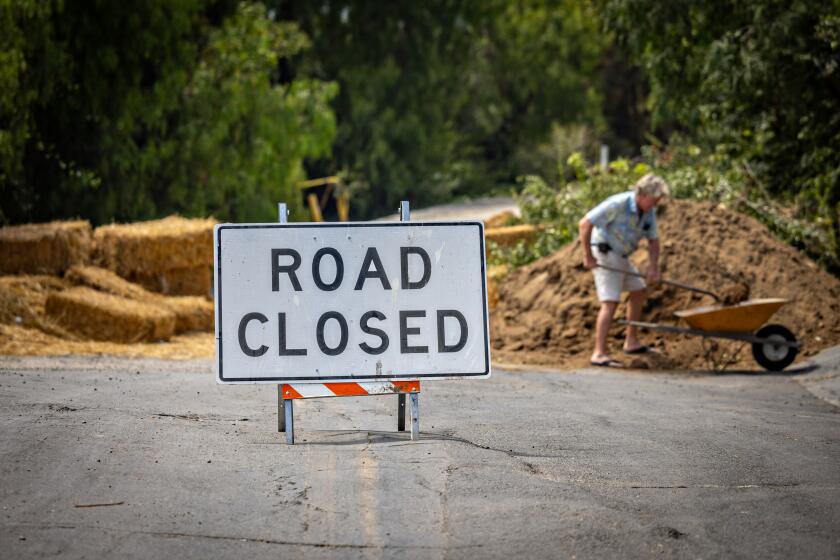 Rancho Palos Verdes, CA - September 01: The Portuguese Bend Community on the Rancho Palos Verdes were an evacuation warning has been issued due to electricity being cut on Sunday, Sept. 1, 2024 in Rancho Palos Verdes, CA. (Jason Armond / Los Angeles Times)